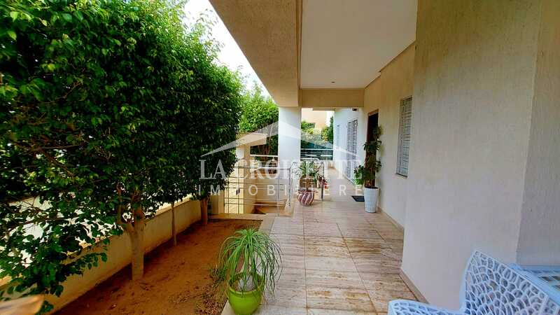 Triplex S+3 avec jardin aux Jardins de Carthage